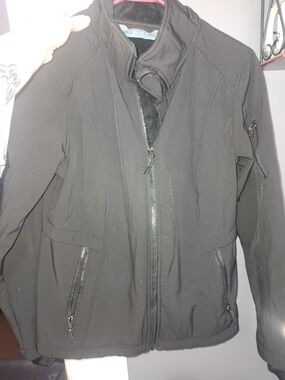 Free Country Black Softshell Utility Jacket with Zip Pockets